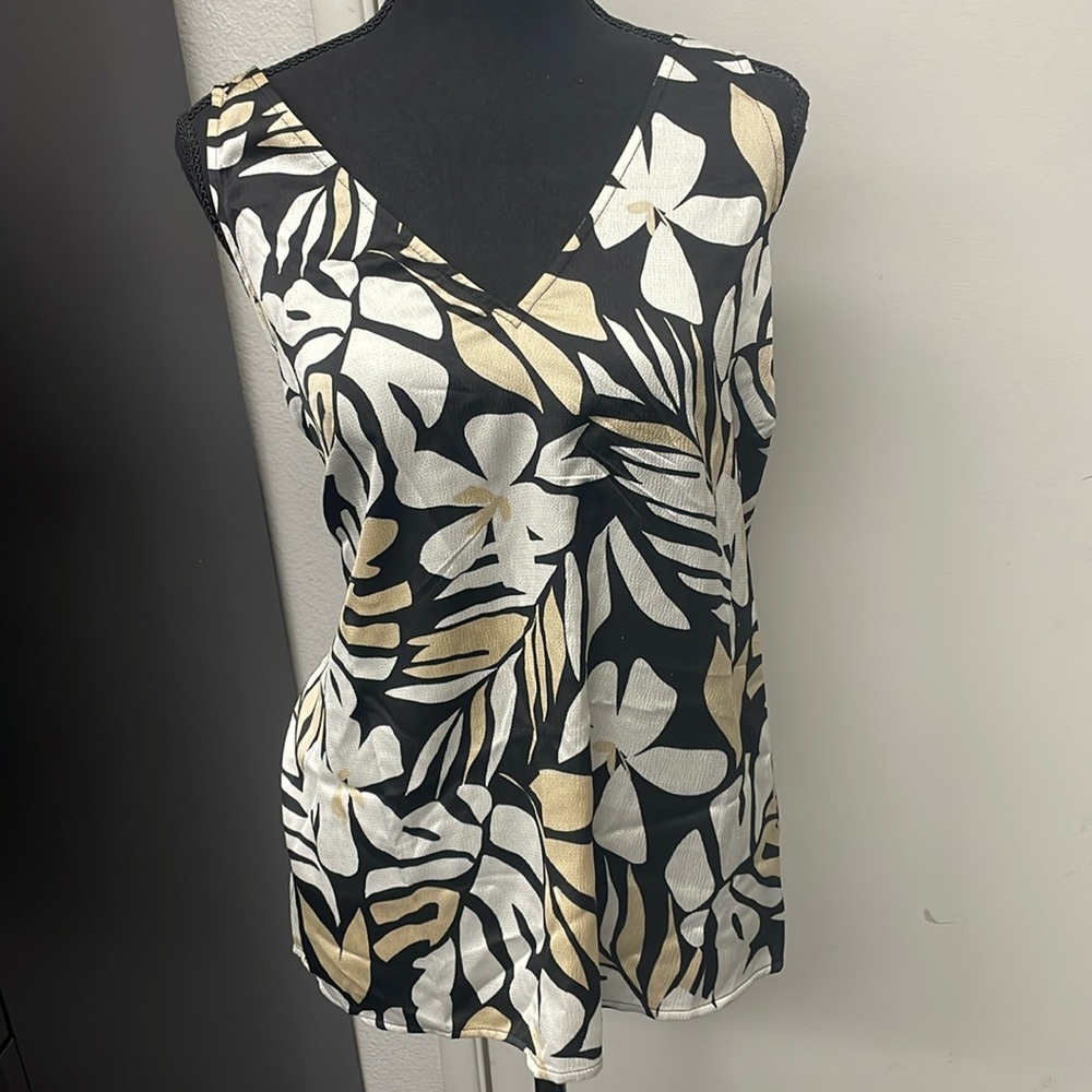 Old Navy XXL black, beige, and white the tank